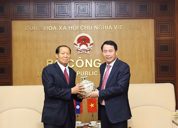 Không ngừng thắt chặt mối quan hệ hợp tác giữa lực lượng Công an hai nước Việt Nam - Lào -0