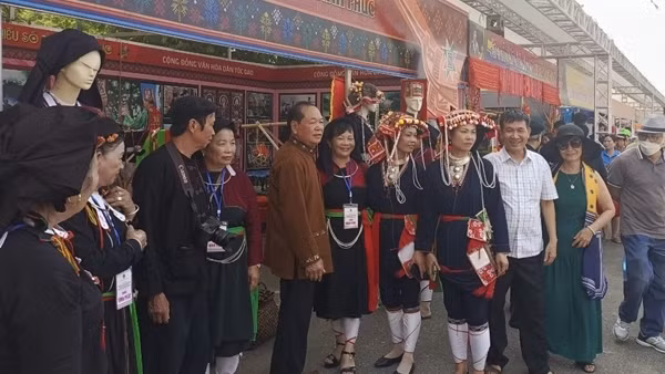 Tổ chức Ngày hội văn hóa, thể thao và du lịch các dân tộc vùng Tây Bắc tại Phú Thọ