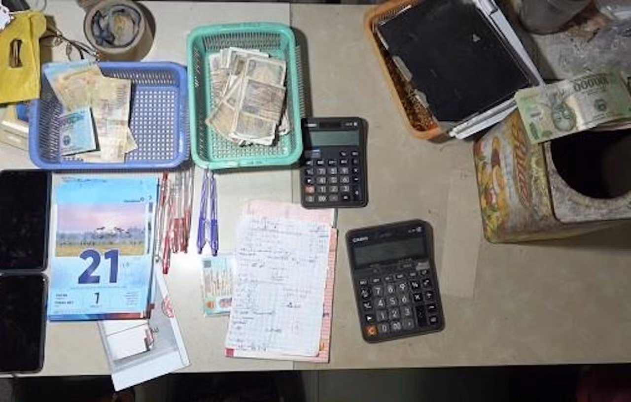 Công an tỉnh Đồng Tháp liên tiếp triệt xóa tụ điểm cờ bạc -0