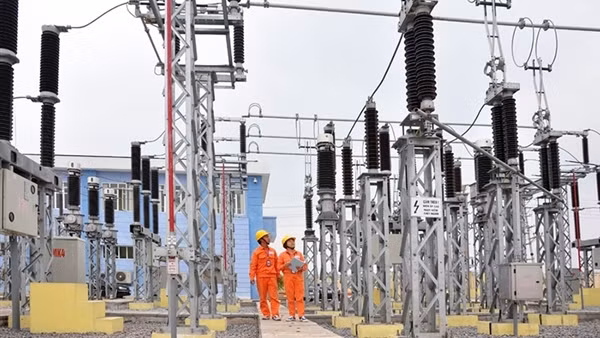 Tiêu thụ điện bình quân 704 triệu kWh/ngày