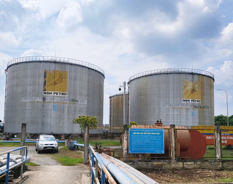 Tổng kho NHS Petro đủ điều kiện kiểm tra, giám sát -0