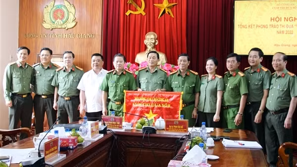 Cụm thi đua số 9 – Bộ Công an tổ chức Hội nghị Tổng kết phong trào thi đua “Vì ANTQ”