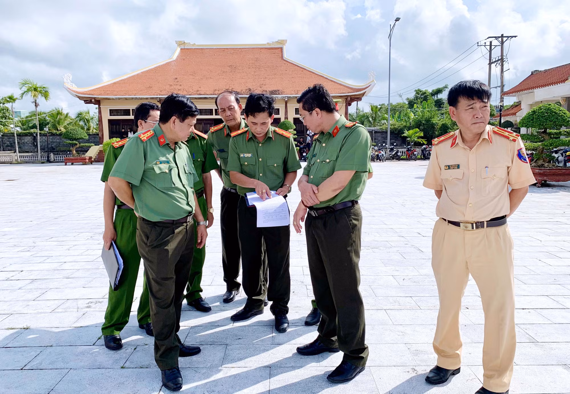 Sẵn sàng cho lễ khai mạc Ngày hội Văn hóa – Du lịch Bạc Liêu 2022 -1