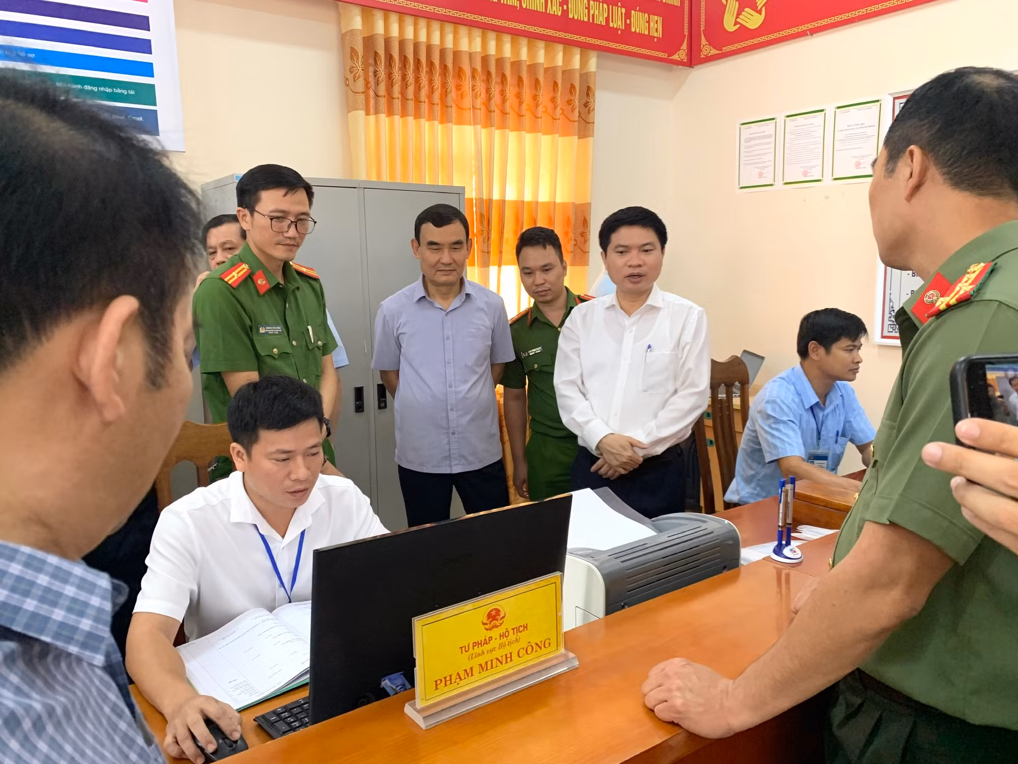 Đẩy mạnh Đề án 06 thiết thực phục vụ nhân dân -0