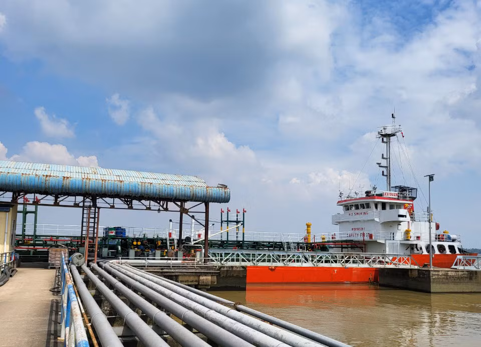 Tổng kho NHS Petro đủ điều kiện kiểm tra, giám sát -0