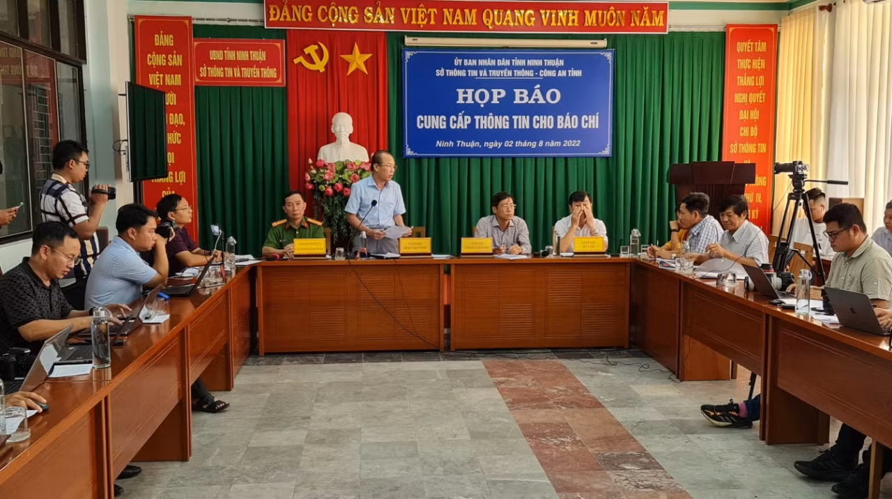 Nguyên do vợ và chú của nguyên Thiếu tá Hoàng Văn Minh bị khởi tố -0
