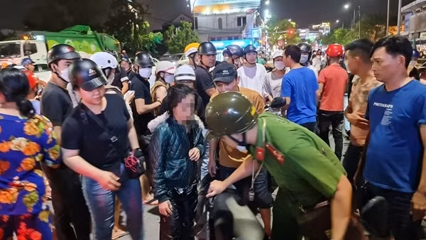 Trao Thư khen của Chủ tịch nước cho thanh niên cứu người
