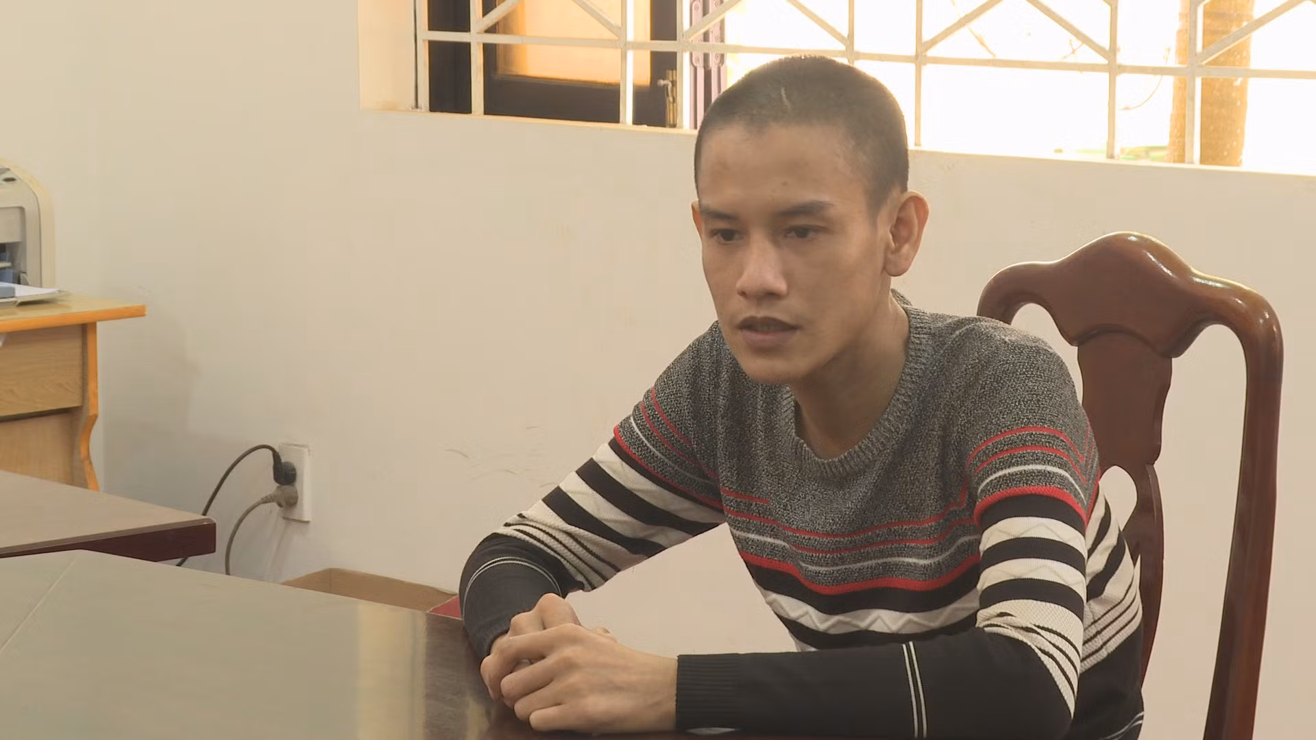 Vờ đóng góp tiền công đức để chiếm đoạt tài sản của nhà chùa -0