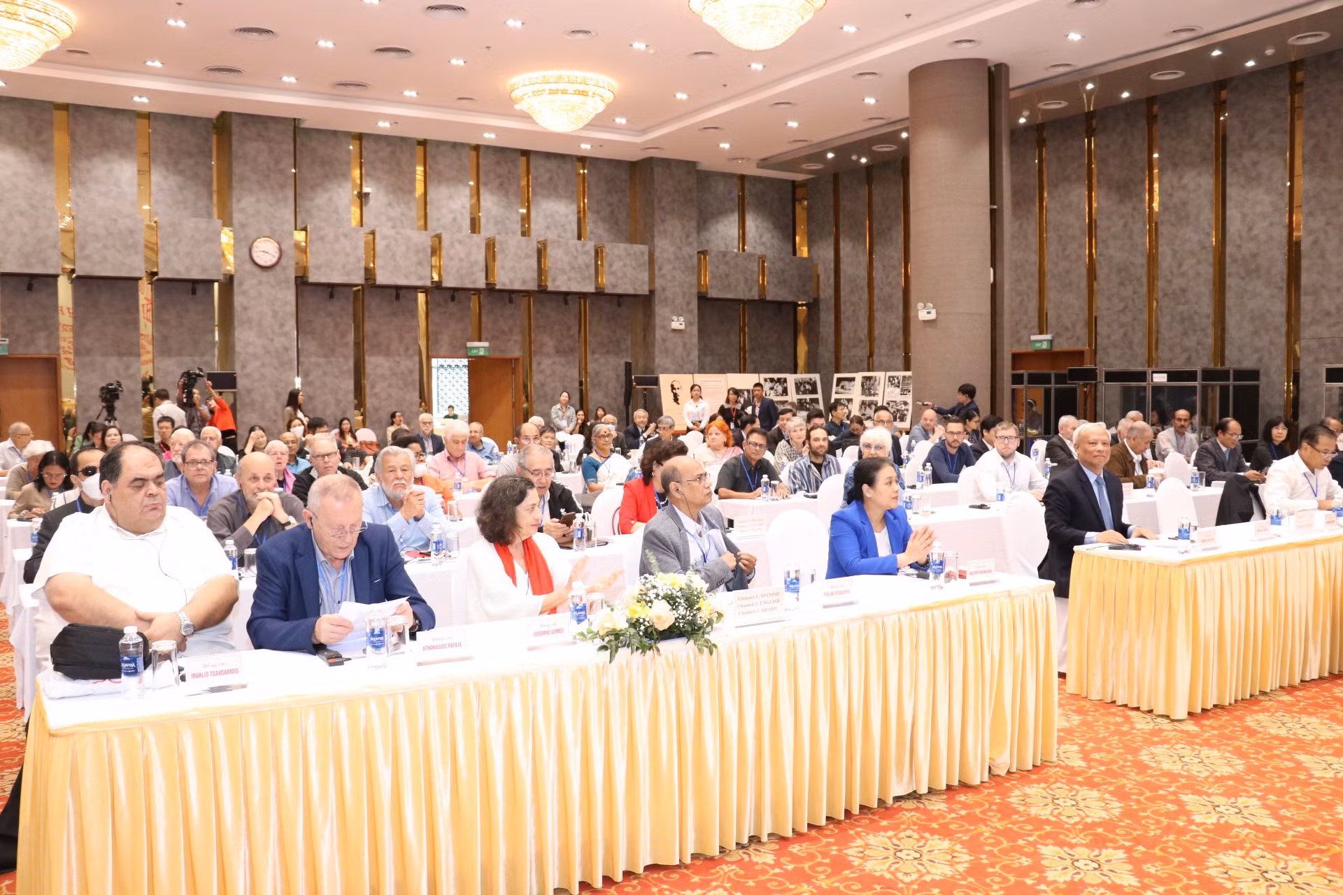Khai mạc Hội nghị Hòa bình Hà Nội -0