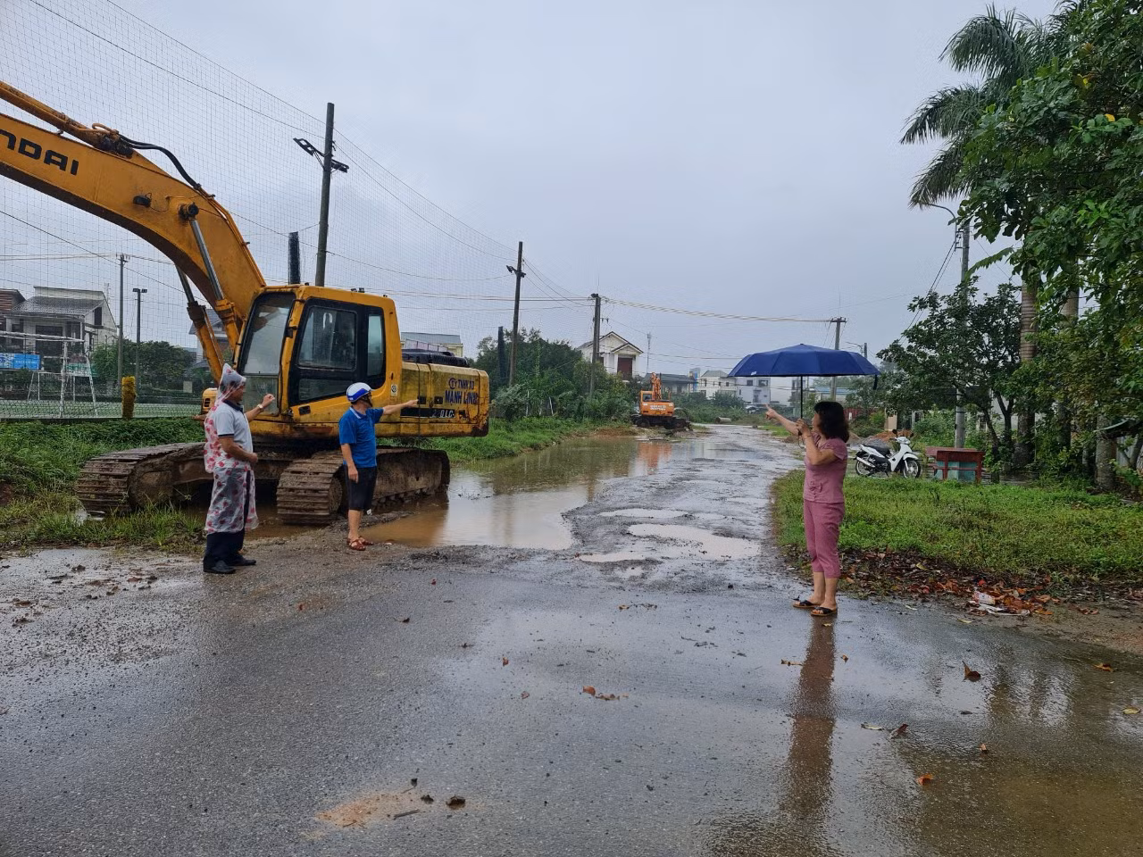 Người dân sống bất an do dự án chồng dự án -0
