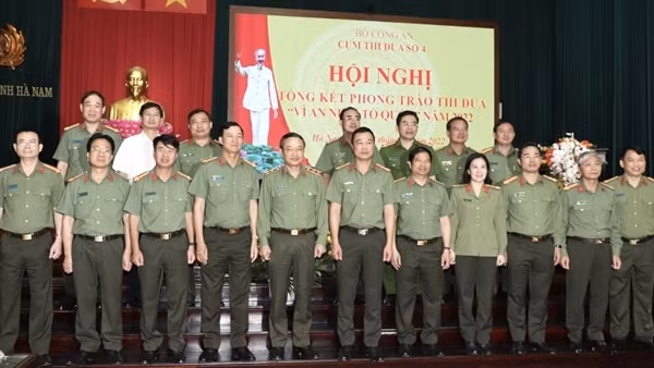 Cụm thi đua số 4 tổng kết phong trào thi đua "Vì an ninh Tổ quốc"