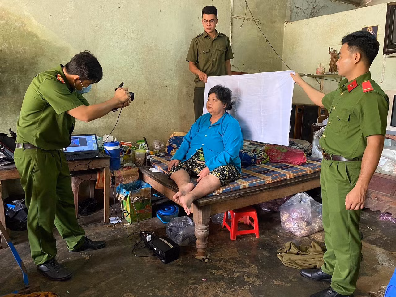 Đoàn tụ sau nửa thế kỷ nhờ cơ sở dữ liệu quốc gia về dân cư -0