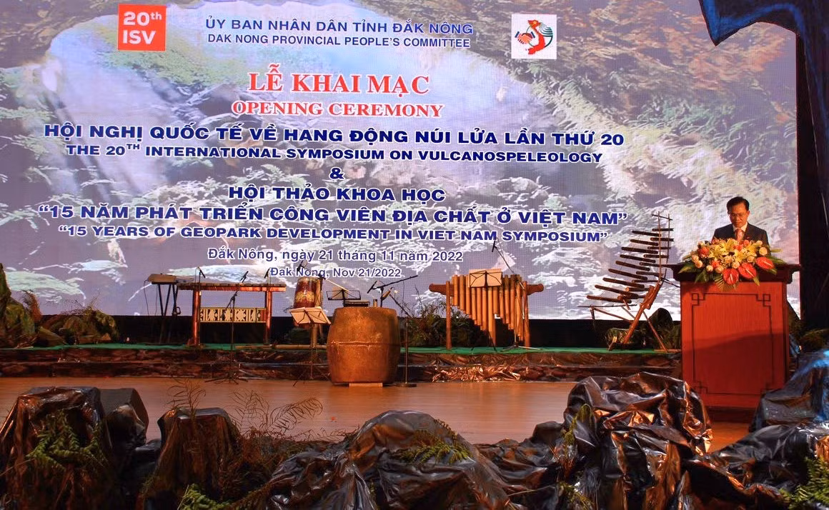 Khai mạc Hội nghị quốc tế về hang động núi lửa -0