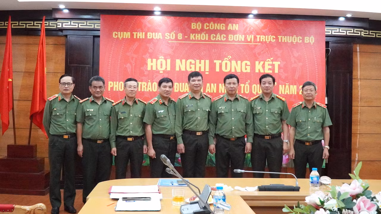 Tổng kết thi đua Cụm thi đua số 8 - Khối các đơn vị trực thuộc Bộ trưởng năm 2022 -0