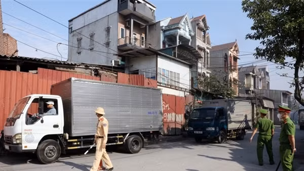 Xử phạt 25/64 cơ sở vi phạm về môi trường tại cụm công nghiệp làng nghề Mẫn Xá gần 14,6 tỷ đồng