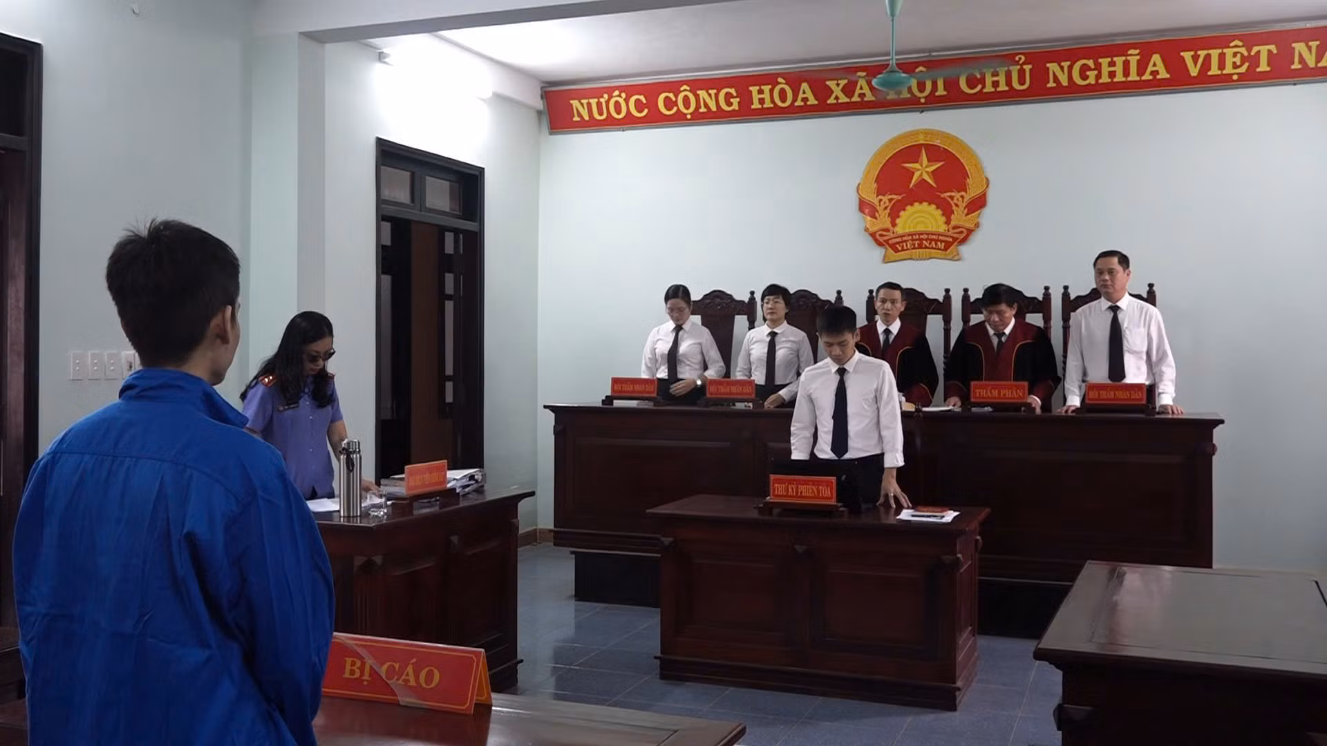 Trở thành “trùm”mua bán thận sau khi đi bán thận của chính mình -0