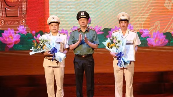 Công an Bình Dương có 2 tân Phó Giám đốc
