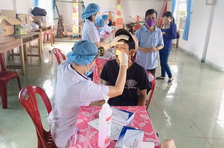 Bé gái 11 tuổi tử vong do bệnh bạch hầu -0