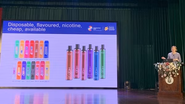 Bảo vệ giới trẻ khỏi các sản phẩm gây chết người của ngành công nghiệp thuốc lá