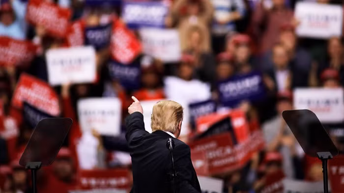 Tổng thống đắc cử Donald Trump đang thách thức hệ thống chính trị bảo thủ của nước Mỹ? -0
