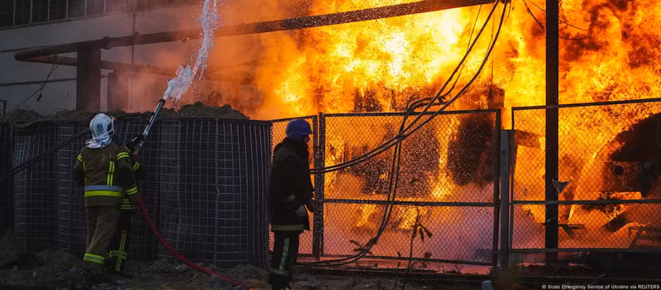 Nga tấn công quy mô lớn nhằm vào lưới điện phía Tây Ukraine -0