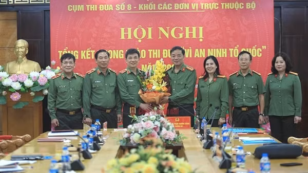 Hiệu quả từ sự gắn kết phong trào thi đua với nhiệm vụ chính trị