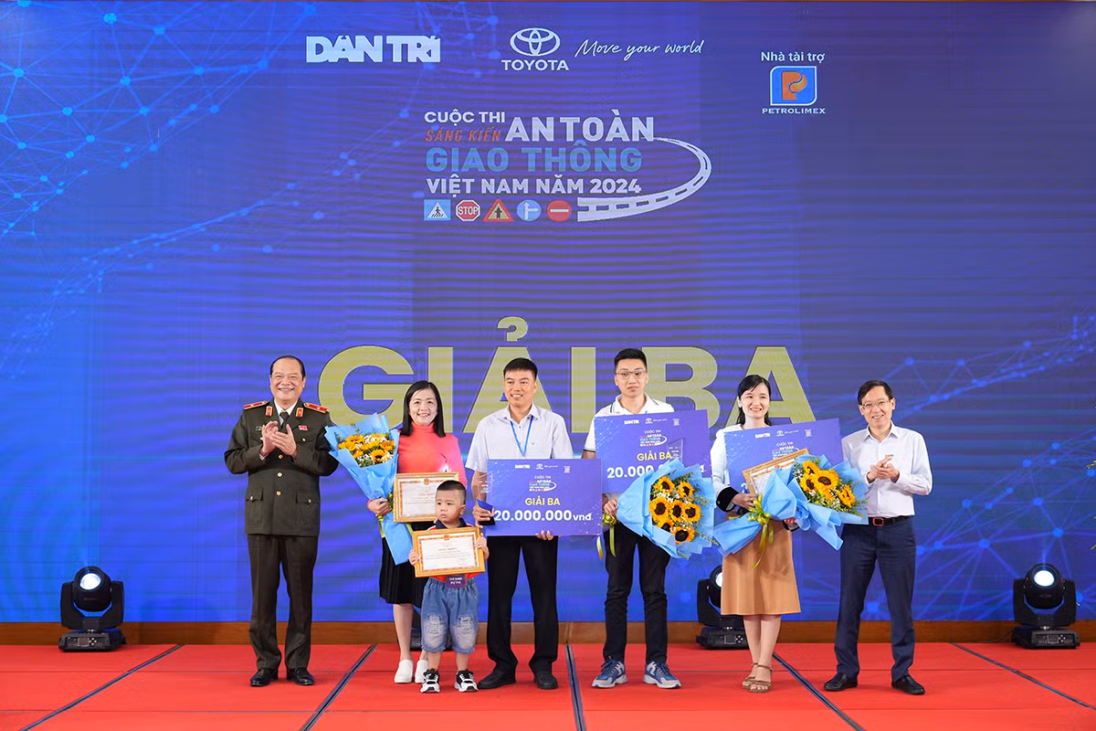 Vinh danh những sáng kiến An toàn giao thông Việt Nam -1