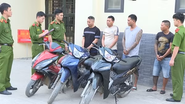 Bắt giữ 4 đối tượng trộm cắp và tiêu thụ tài sản
