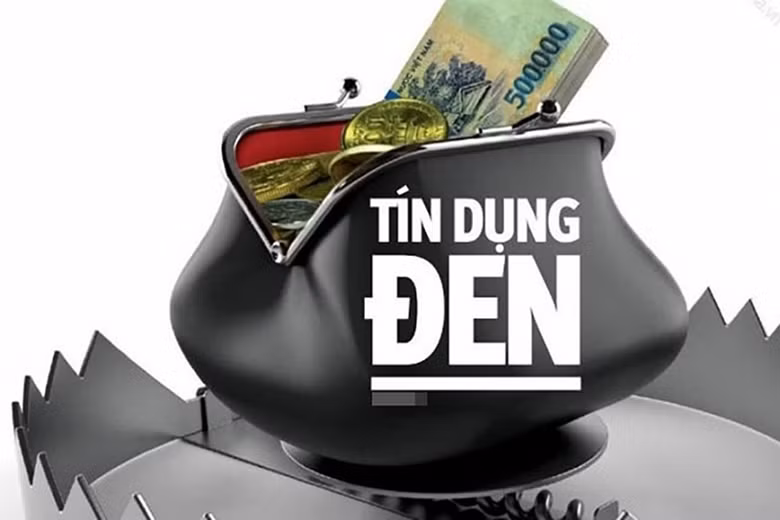 Truy tố ba đối tượng cho vay tiền tỷ với lãi suất 912,5% một năm và dọa giết con nợ -0