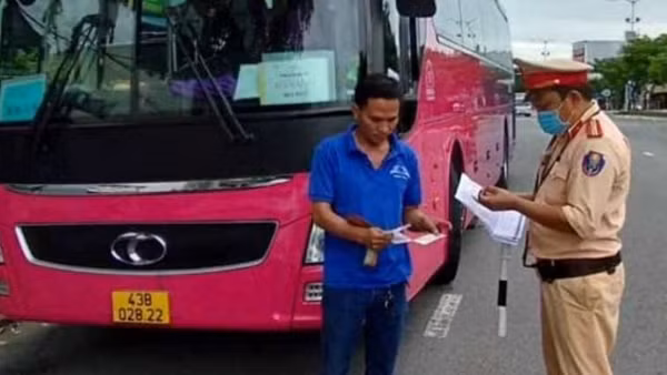 Quy định mới về quản lý, vận hành, sử dụng thiết bị giám sát hành trình và ghi nhận hình ảnh lái xe
