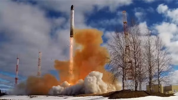 Những tín hiệu leo thang nguy hiểm từ xung đột Nga - Ukraine