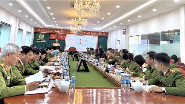 Hoàn thiện pháp luật về đảm bảo ANTT ở địa bàn cơ sở trong tình hình mới