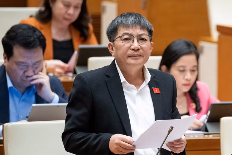 phạm đìh thanh.jpg -0