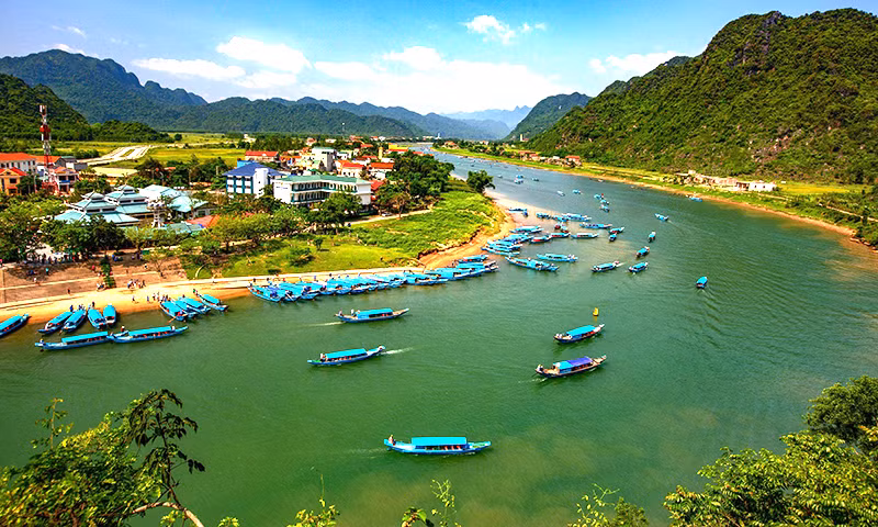 Quảng Bình điểm đến của du khách trong nước và quốc tế -4