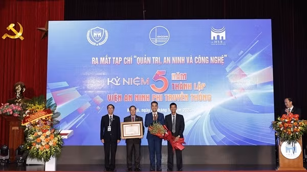 Viện An ninh phi truyền thống được tặng Bằng khen của Thủ tướng Chính phủ
