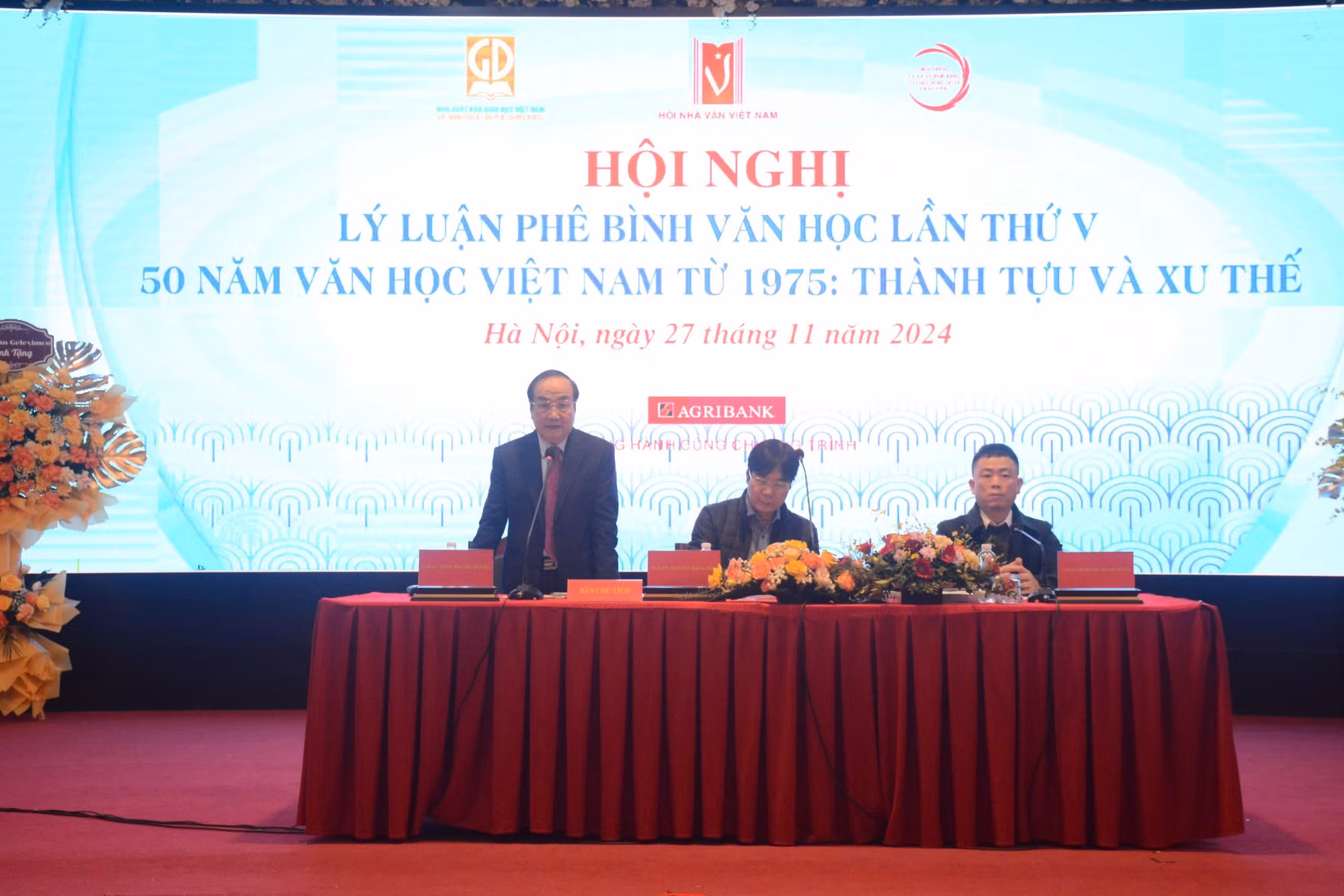 50 năm văn học Việt Nam từ 1975: Nhìn lại để phát triển tốt hơn -0