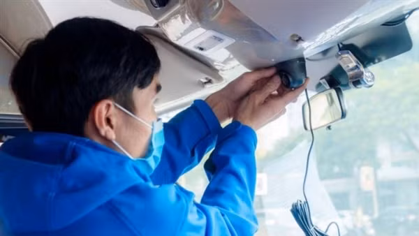 Nhiều quy định mới về tốc độ chạy xe, lắp thiết bị giám sát hành trình