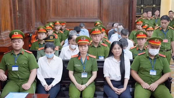 Cựu Bí thư Tỉnh uỷ Bến Tre Lê Đức Thọ bị tuyên phạt 28 năm tù