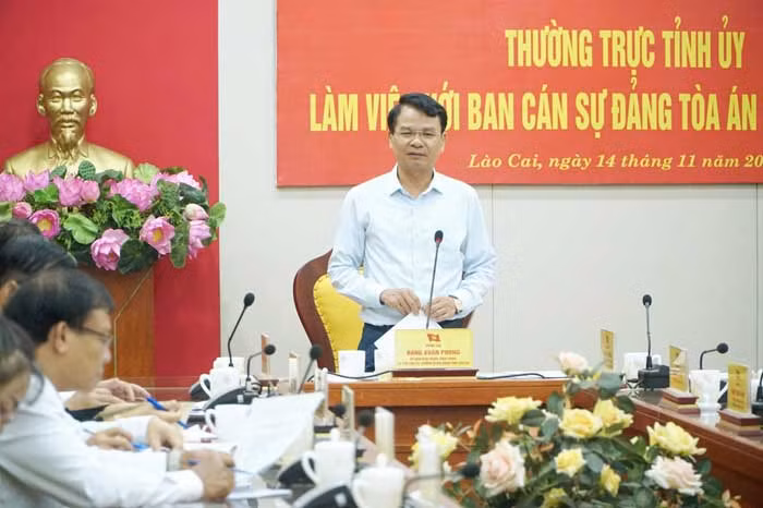 Bí thư Tỉnh ủy Lào Cai chủ trì buổi làm việc giữa Thường trực Tỉnh ủy với Ban Cán sự Đảng Tòa án nhân dân tỉnh Lào Cai -0