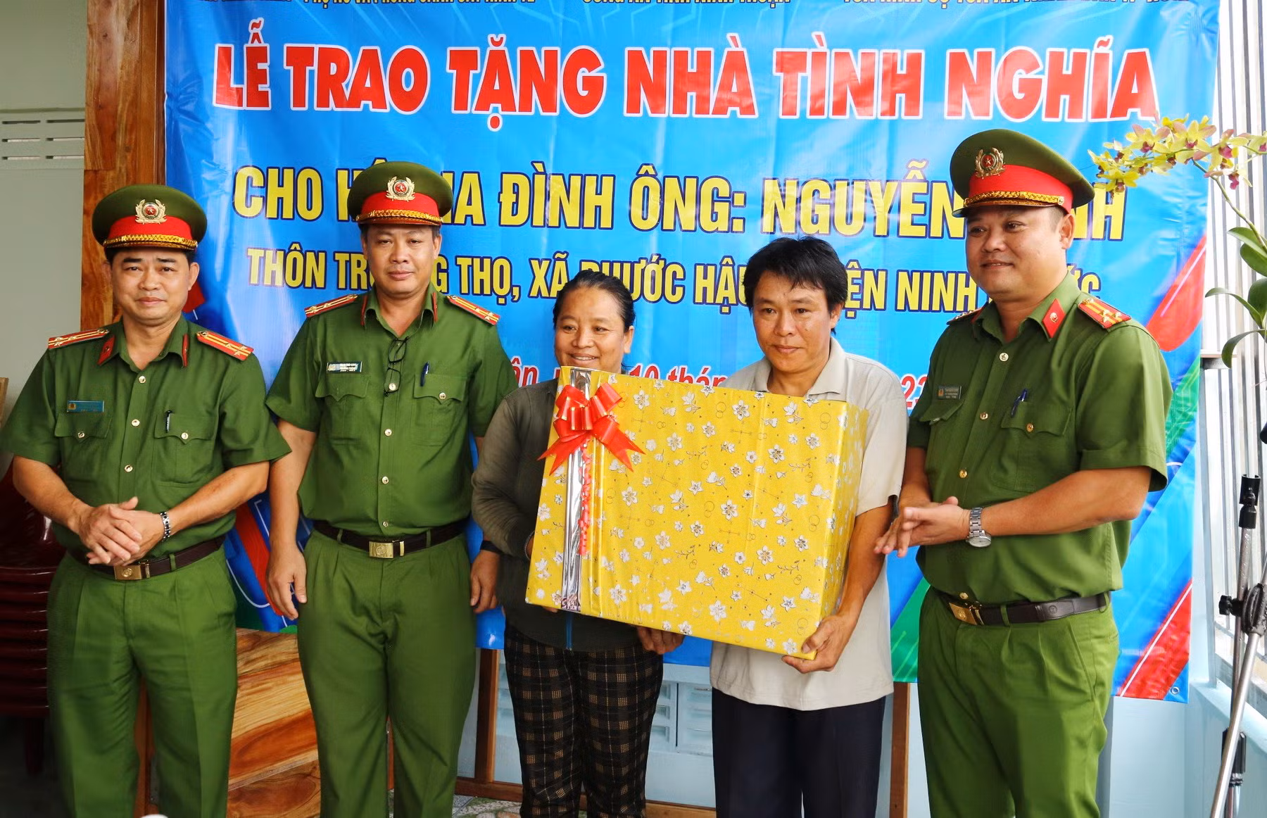 Công an tỉnh Ninh Thuận trao tặng căn nhà tình nghĩa -0