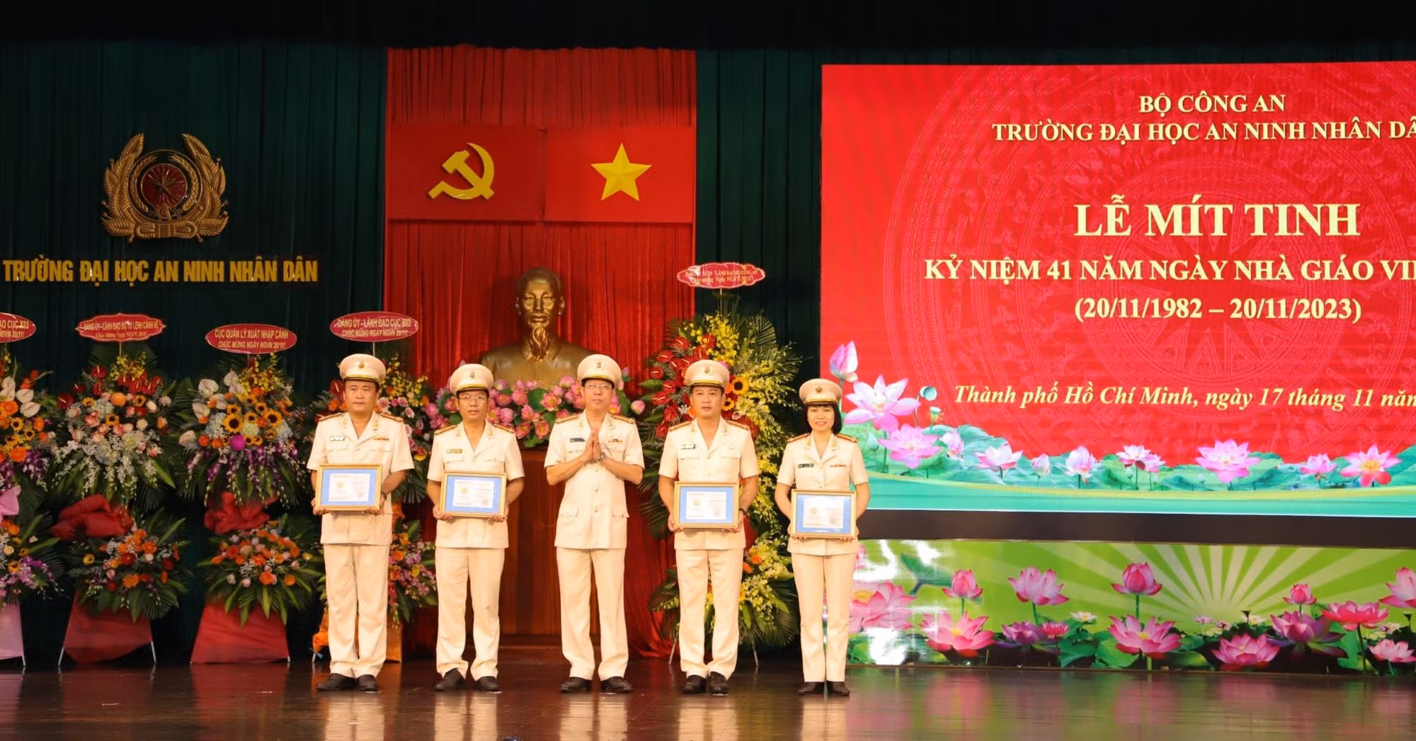 Trao cờ thi đua Chính phủ và danh hiệu cao quý tặng nhiều tập thể, cá nhân Đại học ANND -0