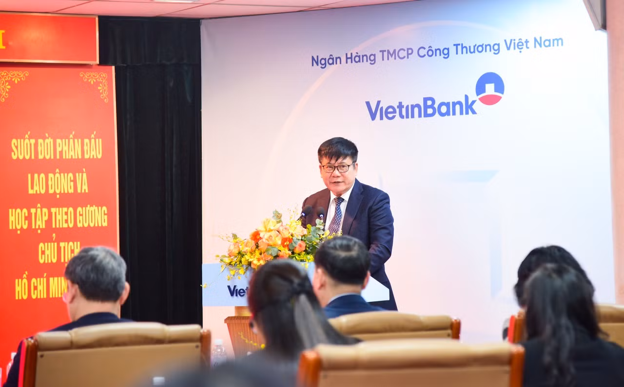 Trao giải Cuộc thi sáng tác tác phẩm hưởng ứng Giải Búa liềm Vàng Đảng ủy Khối Doanh nghiệp Trung ương (DNTW) năm 2023 -0