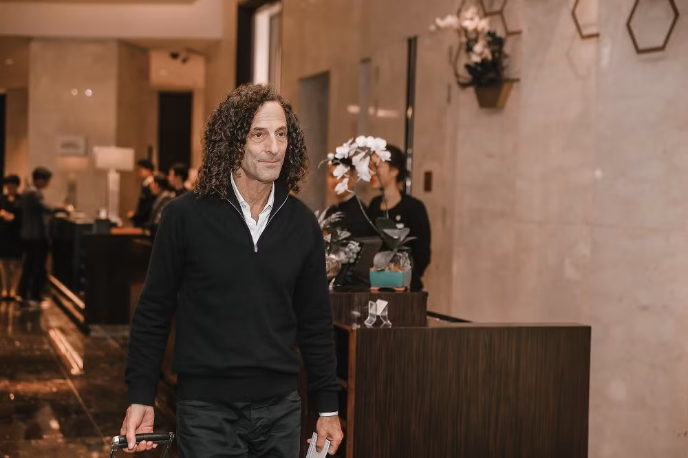Huyền thoại saxophone Kenny G đã sẵn sàng cho đêm diễn tại Hà Nội -0