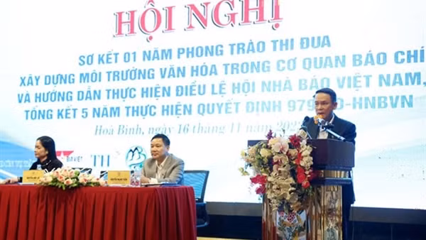 Nỗ lực xây dựng môi trường văn hóa trong cơ quan báo chí