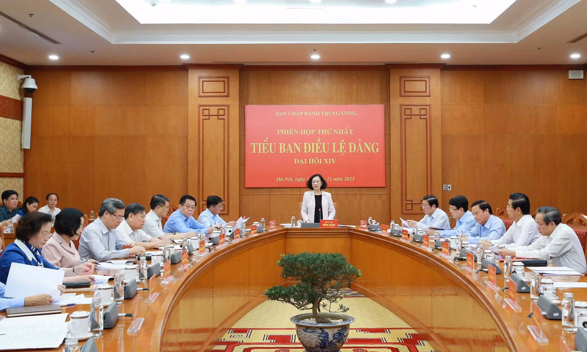 Tiểu ban Điều lệ Đảng Đại hội đại biểu toàn quốc lần thứ XIV tiến hành Phiên họp thứ nhất -0