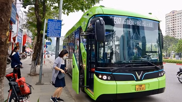 Giải pháp nào phát triển xe điện tại Việt Nam?