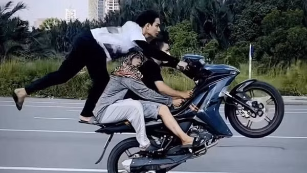 Cần mạnh tay với hội nhóm trên mạng xã hội dạy đua xe, bốc đầu