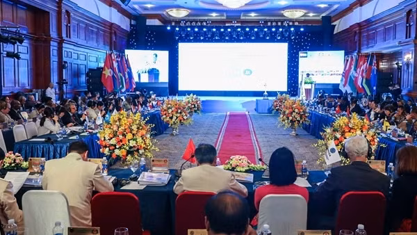 Chia sẻ kinh nghiệm về khó khăn, thách thức và giải pháp trong công tác trại giam