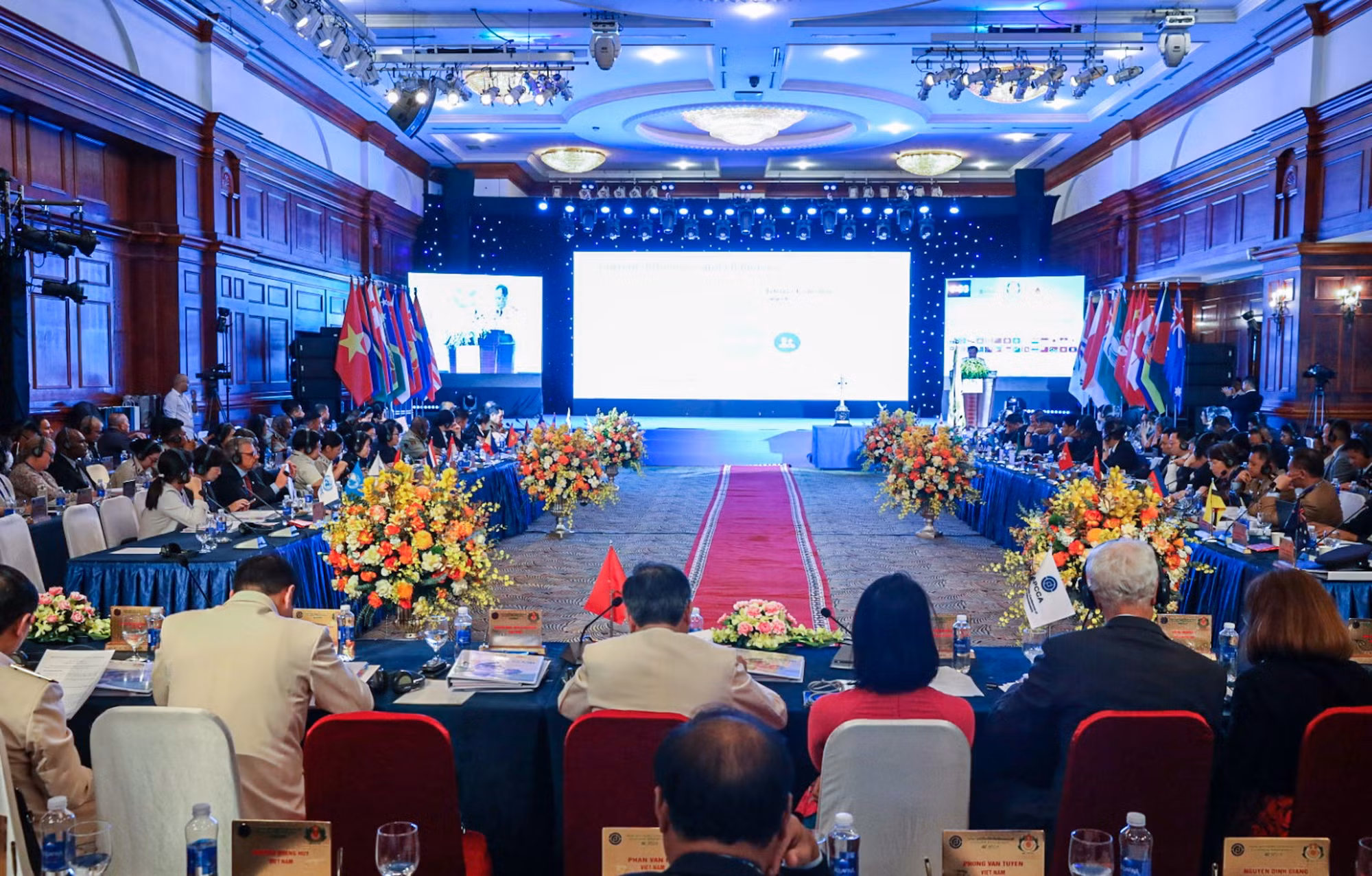 Chia sẻ kinh nghiệm về khó khăn, thách thức và giải pháp trong công tác trại giam -0