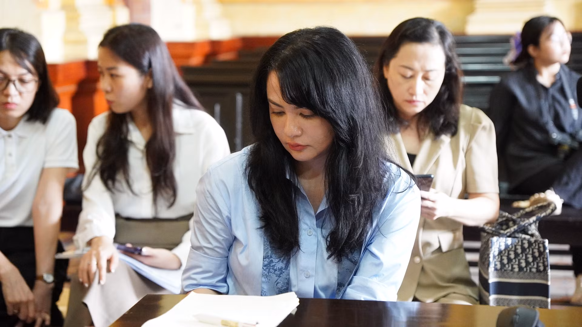 Xét xử vụ tranh chấp tài sản kéo dài 13 năm giữa đại gia Việt kiều và cựu người mẫu Ngọc Thúy -0